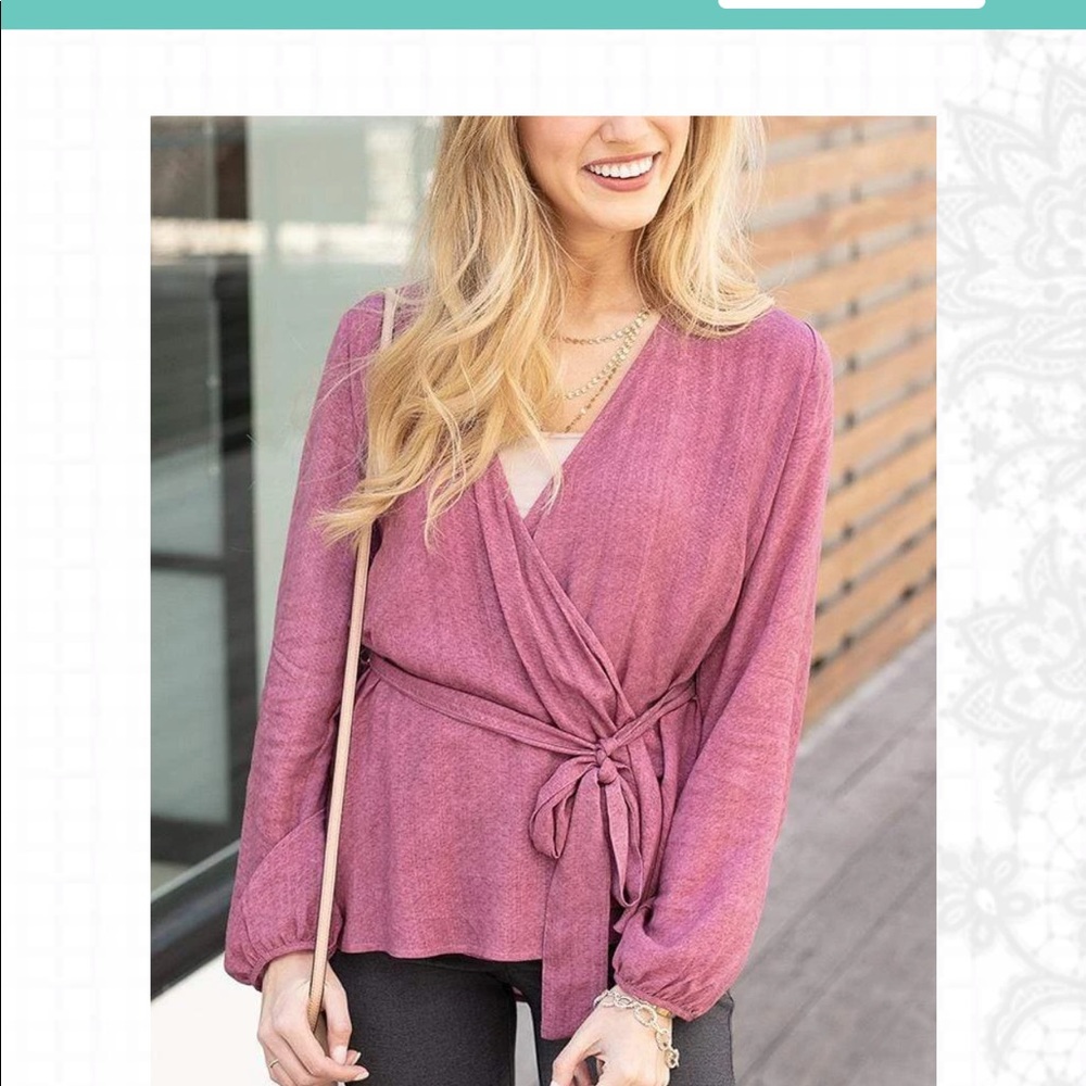 Grace and lace Willa top size medium